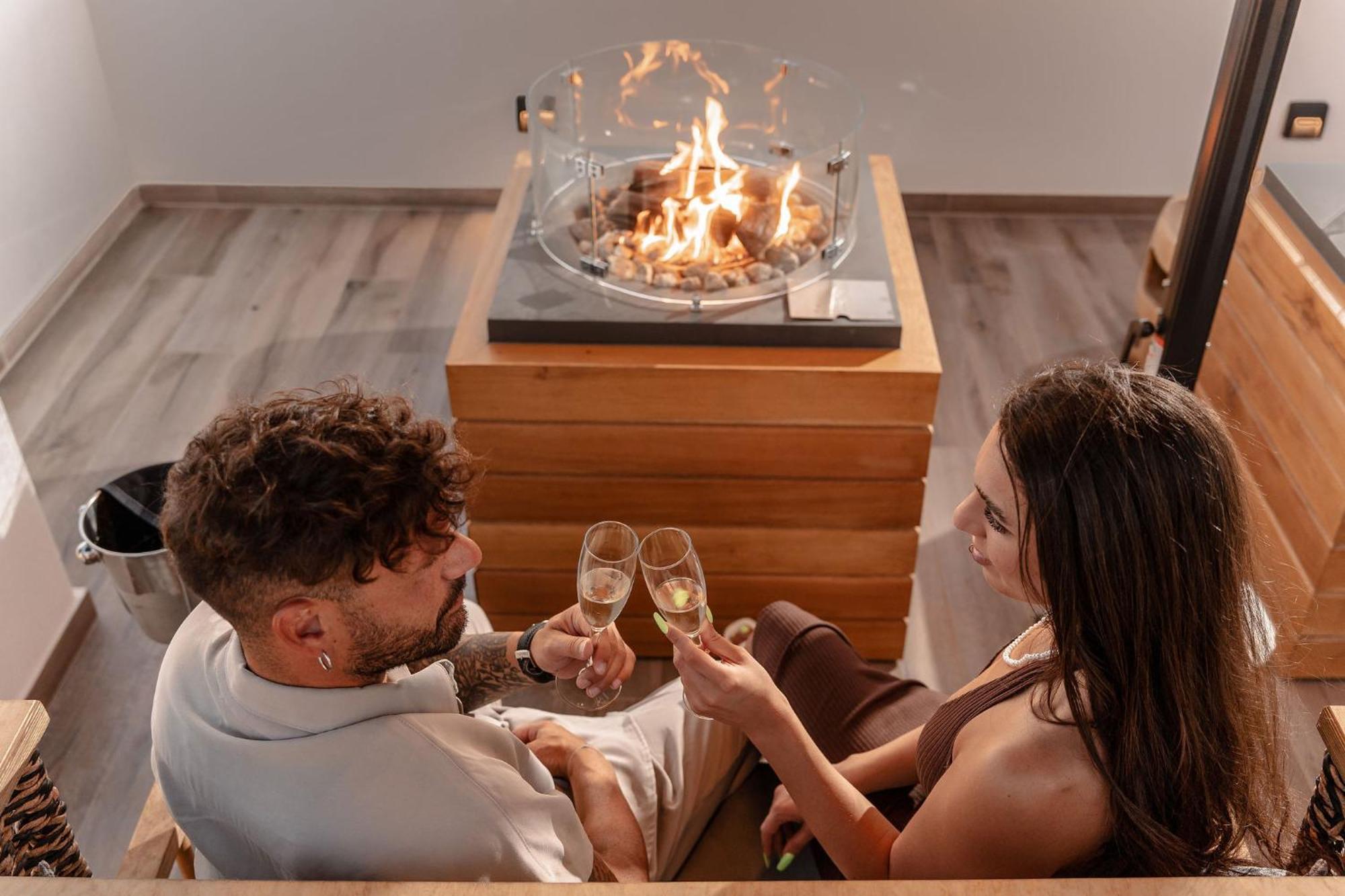 Legato Spa Suites Naxos City 外观 照片